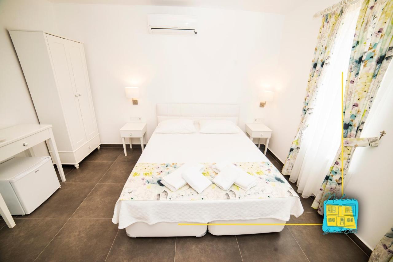 Nilia Butik Otel บอซจาดา ภายนอก รูปภาพ